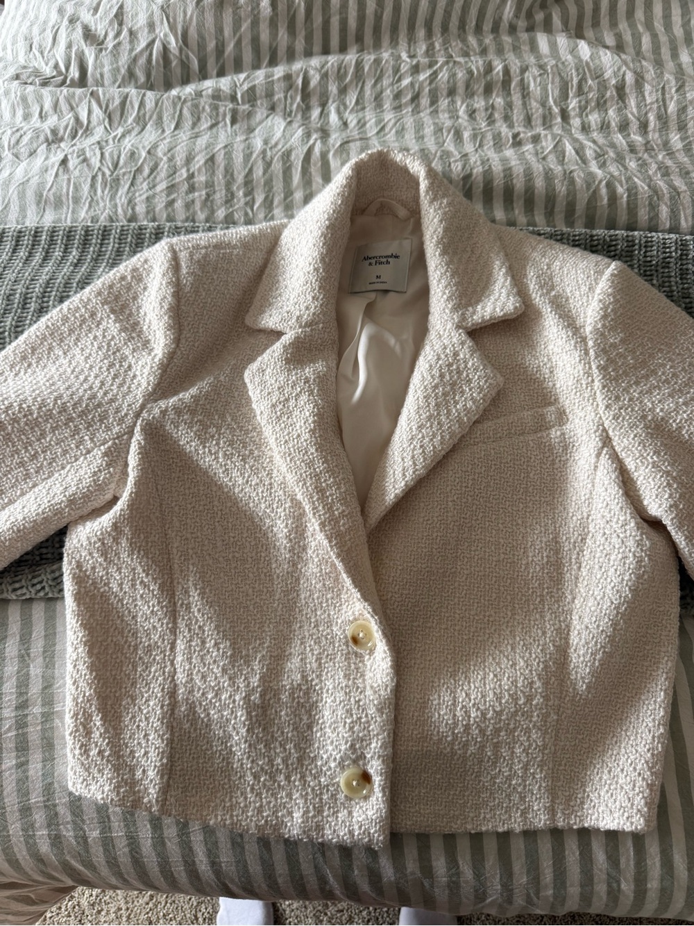 Abercrombie & Fitch Cream Bouclé Cropped Blazer